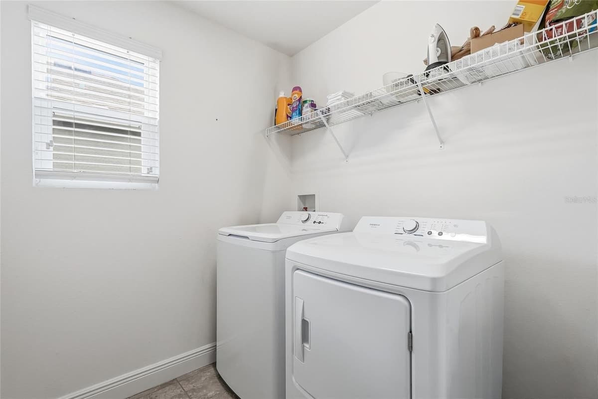 10229 NEWMINSTER LOOP — photo 43 of 72