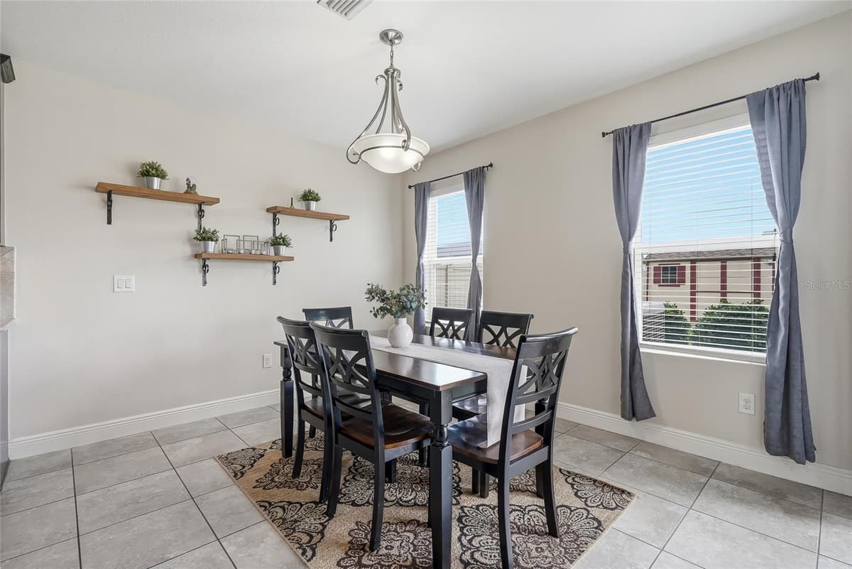 10229 NEWMINSTER LOOP — photo 13 of 72