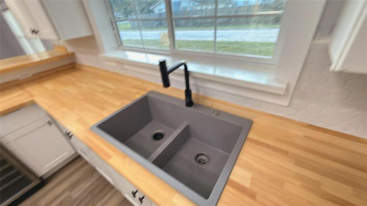 14740 JOHNS ROAD — photo 19 of 36