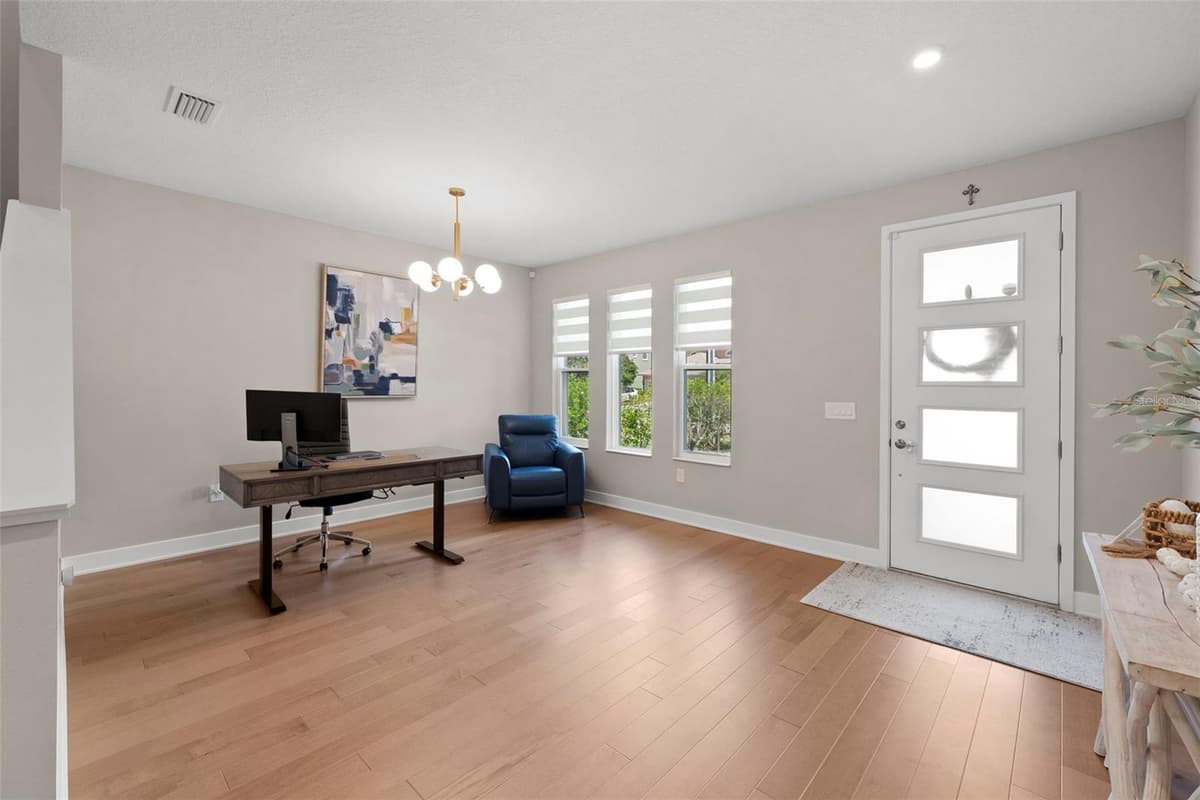 4104 CLEVELAND STREET — photo 4 of 40
