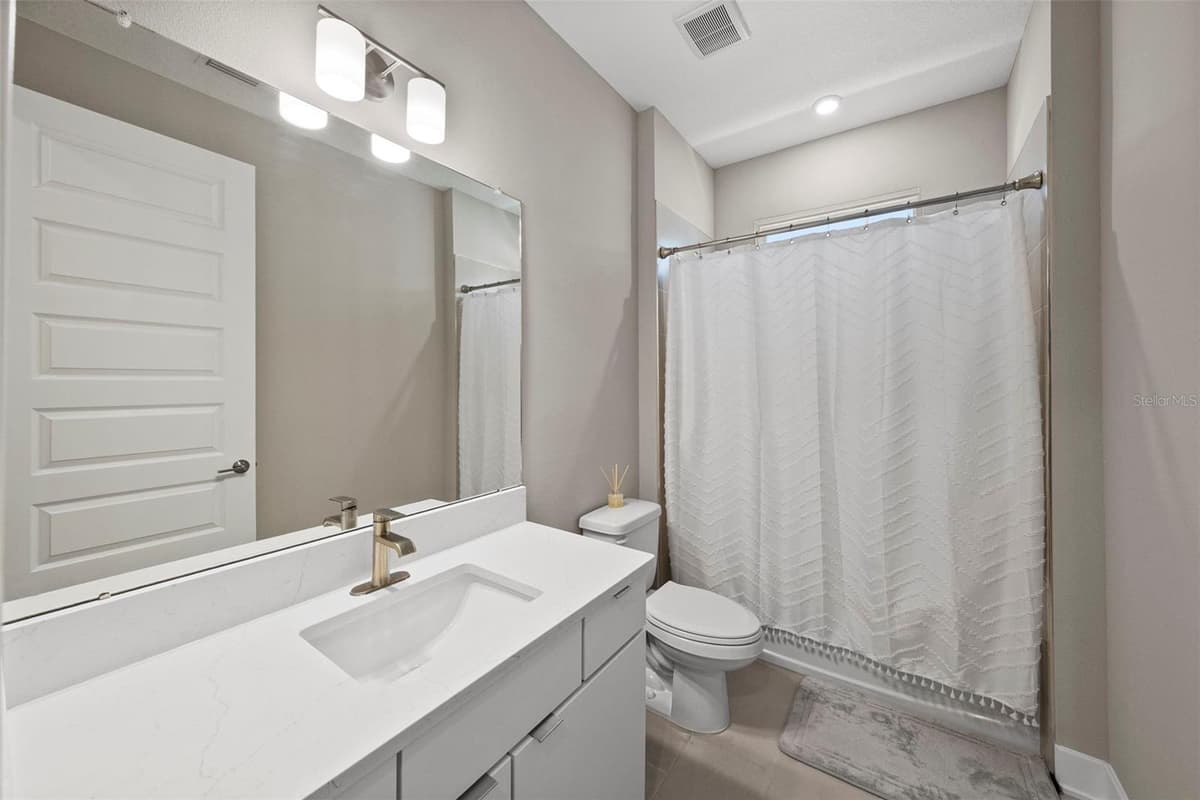 4104 CLEVELAND STREET — photo 15 of 40