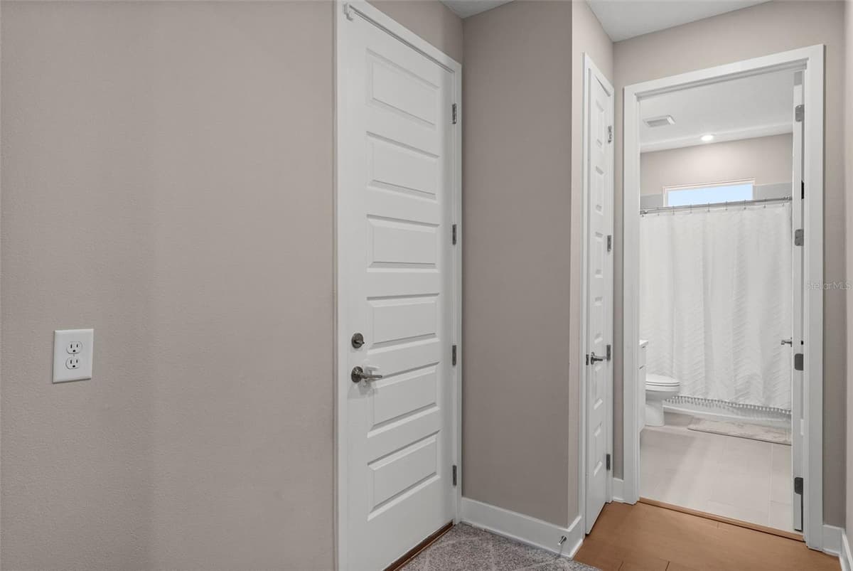 4104 CLEVELAND STREET — photo 14 of 40