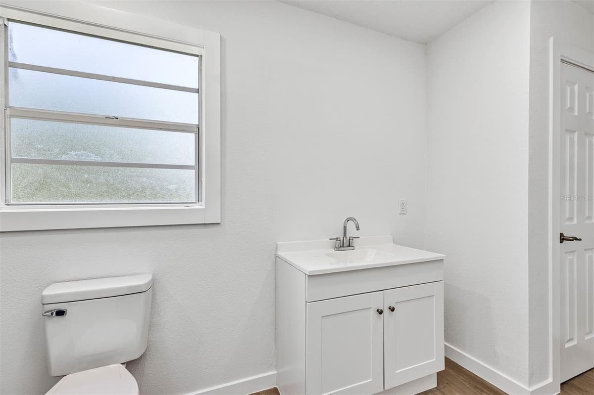 332 WILLIAMS AVENUE — photo 29 of 36
