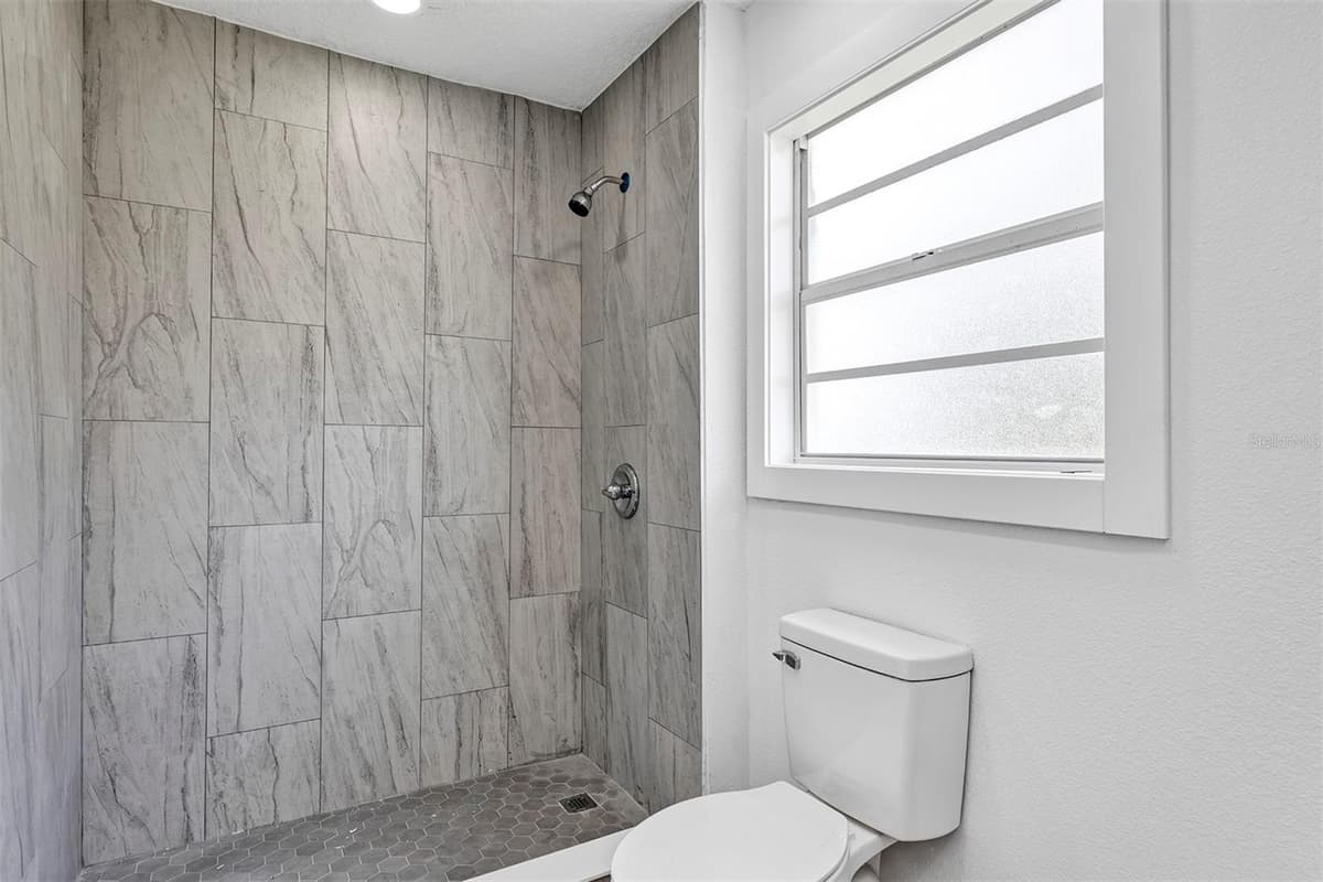 332 WILLIAMS AVENUE — photo 28 of 36