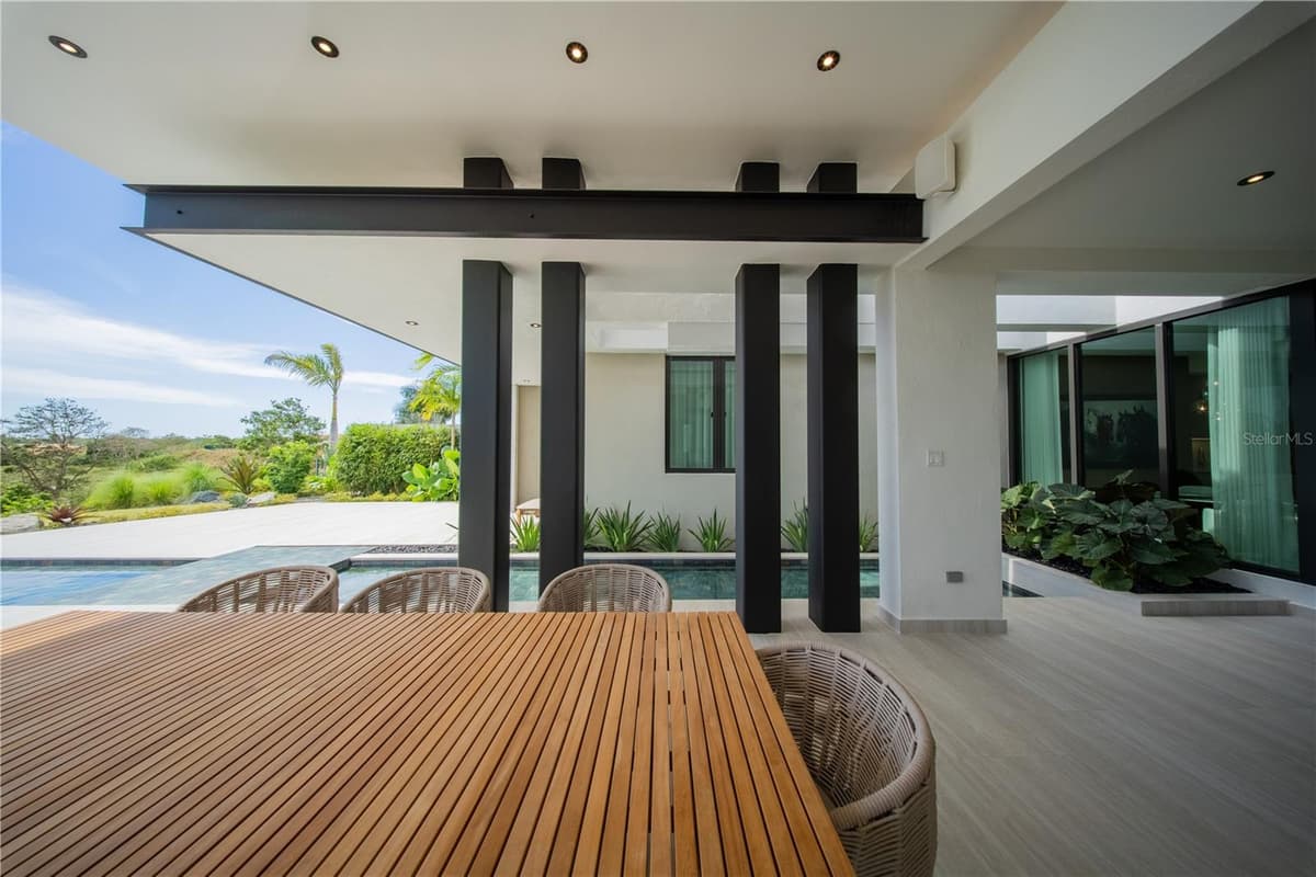 1 CORREDOR MIRALAGO — photo 76 of 82