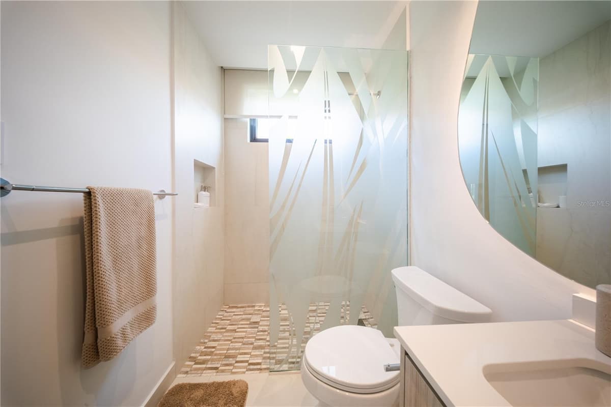 1 CORREDOR MIRALAGO — photo 59 of 82