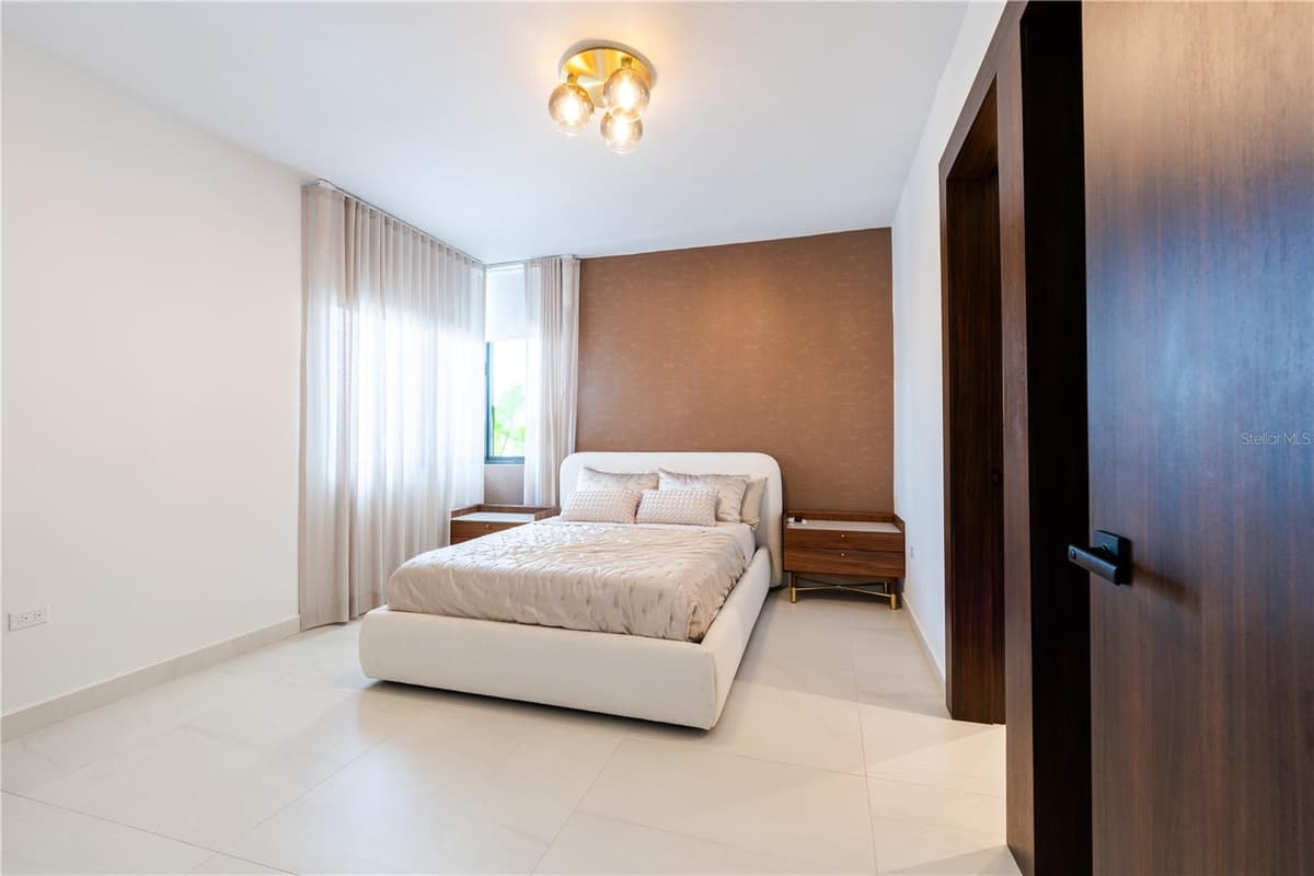 1 CORREDOR MIRALAGO — photo 50 of 82