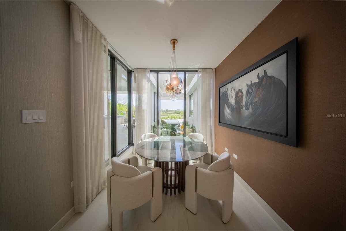 1 CORREDOR MIRALAGO — photo 24 of 82
