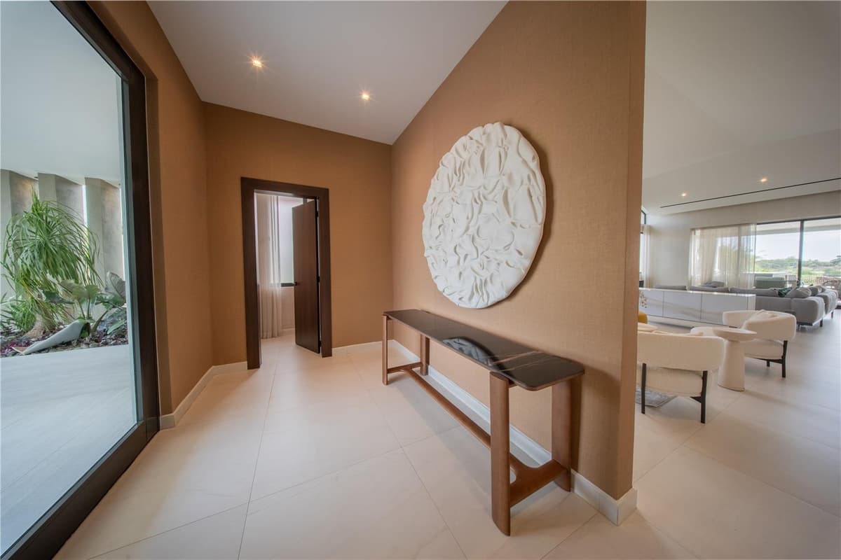 1 CORREDOR MIRALAGO — photo 8 of 82