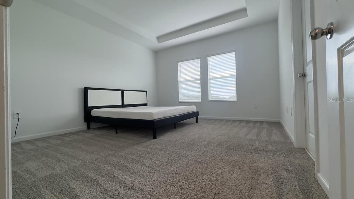 3255 LAURENT LOOP — photo 16 of 35