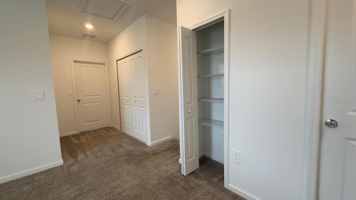 3255 LAURENT LOOP — photo 26 of 35
