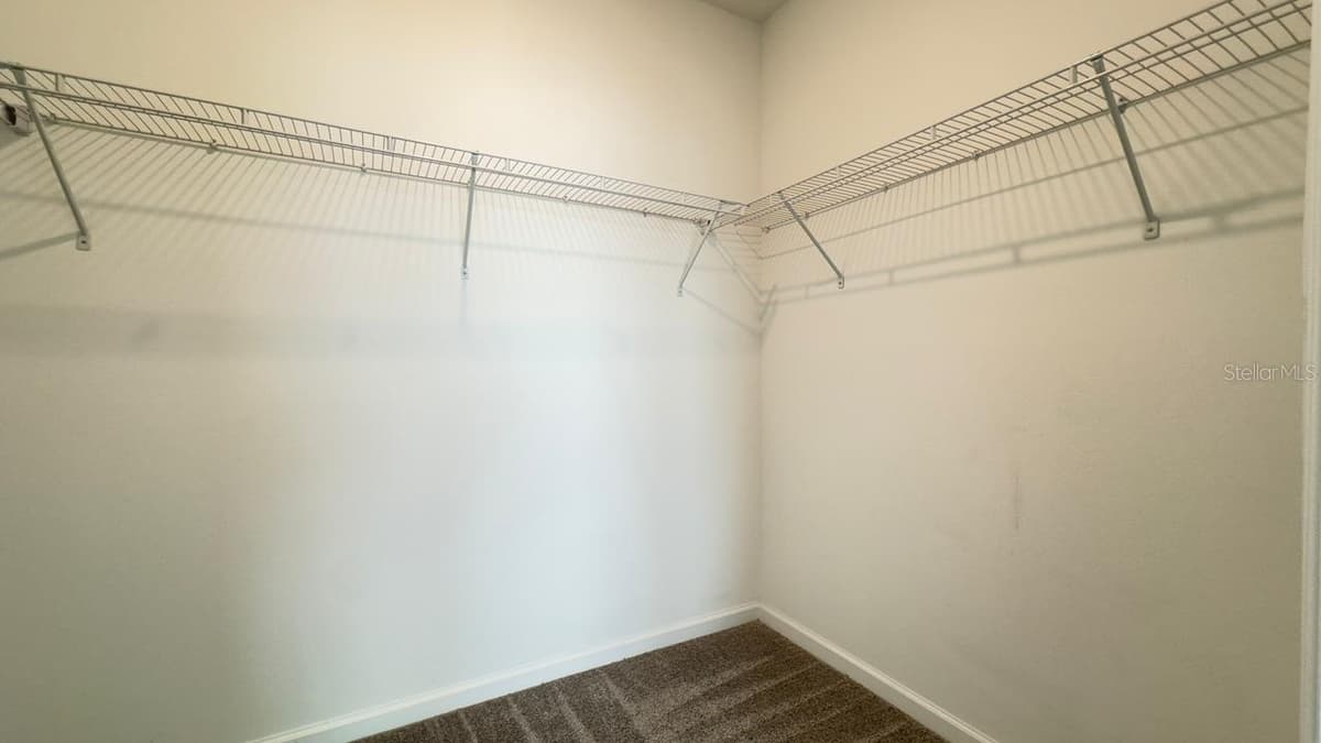 3255 LAURENT LOOP — photo 19 of 35
