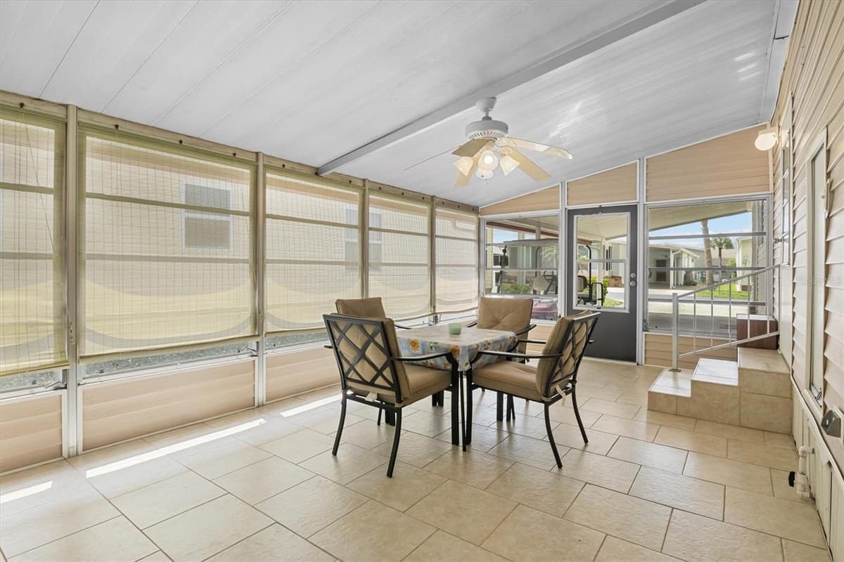4063 ROLLING OAKS DRIVE — photo 11 of 53