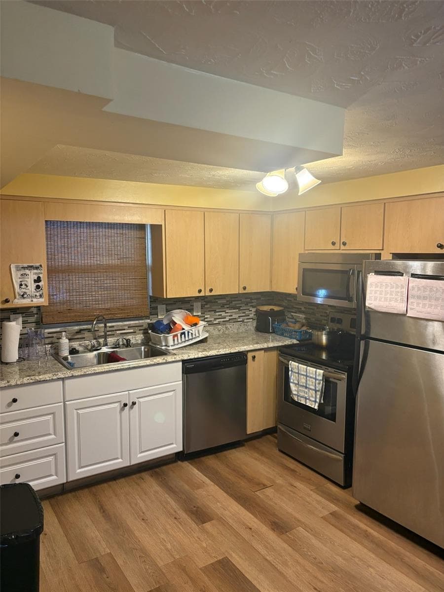 439 MARTIN LUTHER KING JR DRIVE — photo 6 of 12