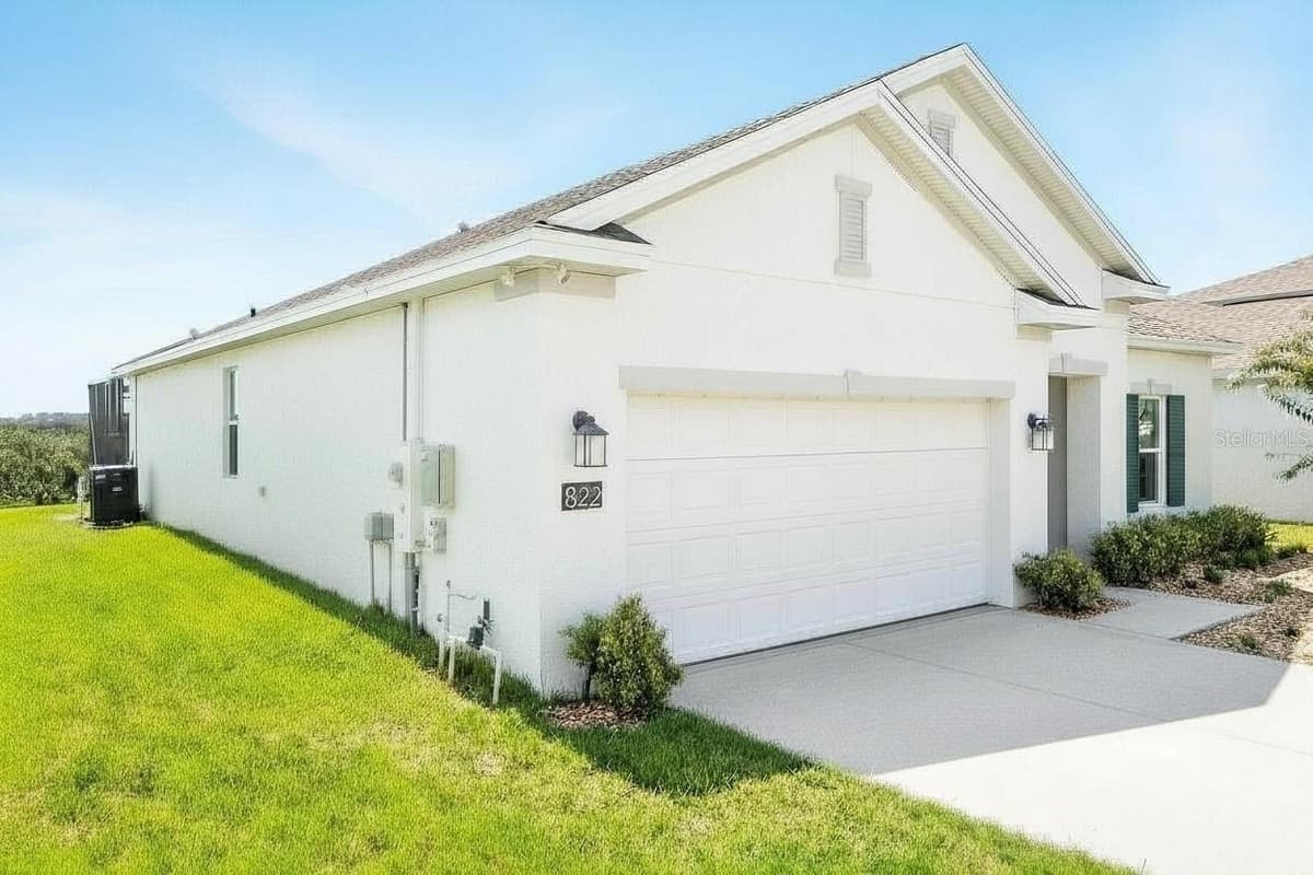 822 KAPI DRIVE — photo 9 of 50