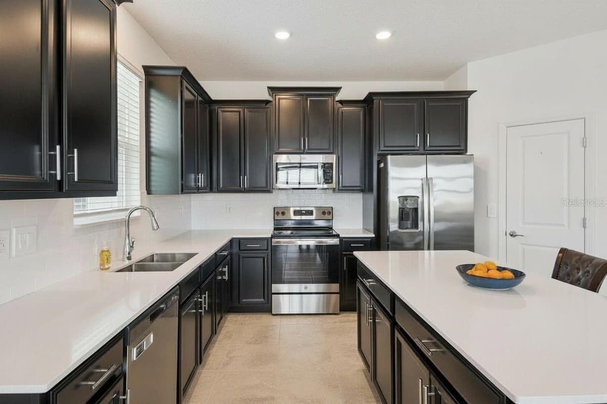 822 KAPI DRIVE — photo 18 of 50