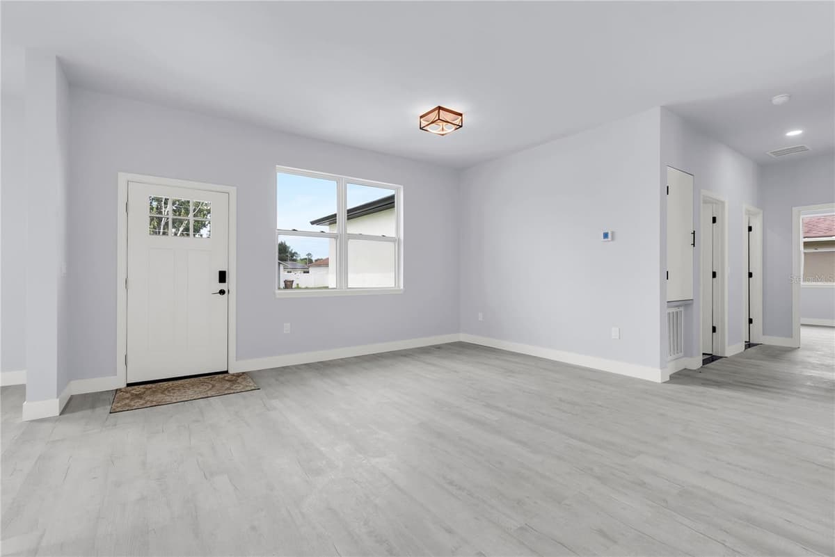 965 NANCY COURT — photo 8 of 30