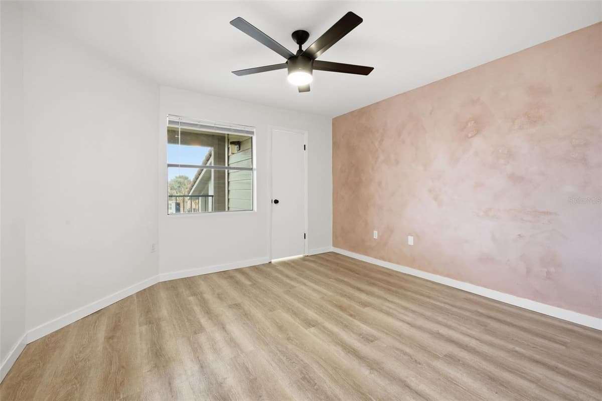 3038 PARKWAY BOULEVARD — photo 17 of 38