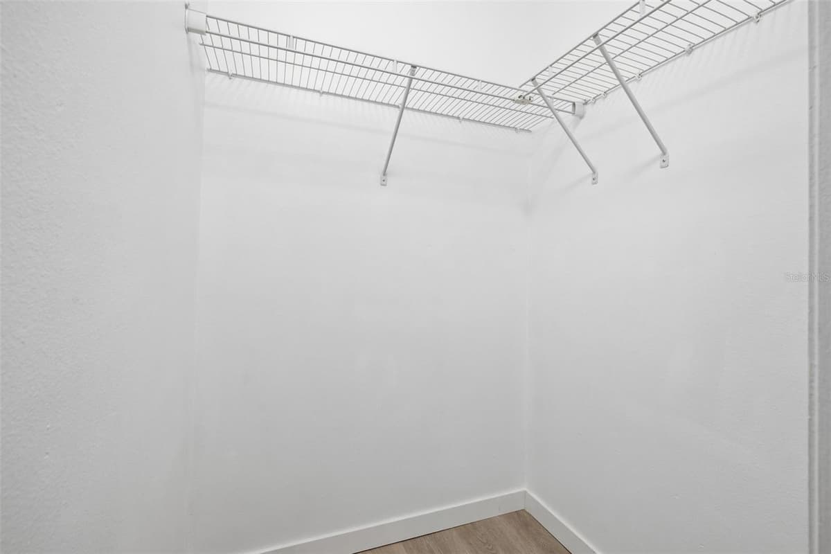 3038 PARKWAY BOULEVARD — photo 19 of 38