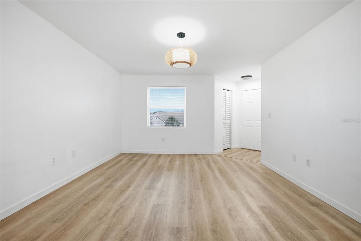 3038 PARKWAY BOULEVARD — photo 7 of 38