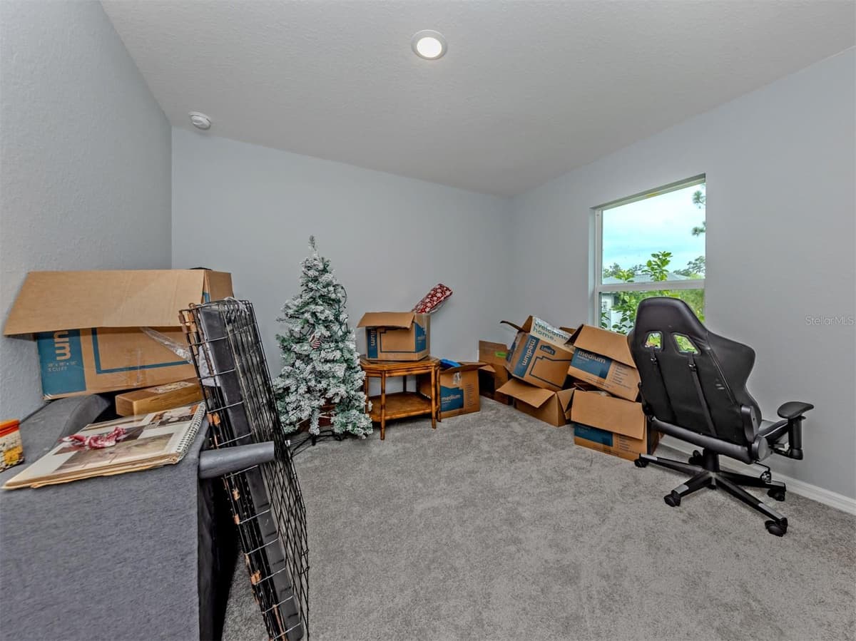 22444 DONALDA AVENUE — photo 11 of 47