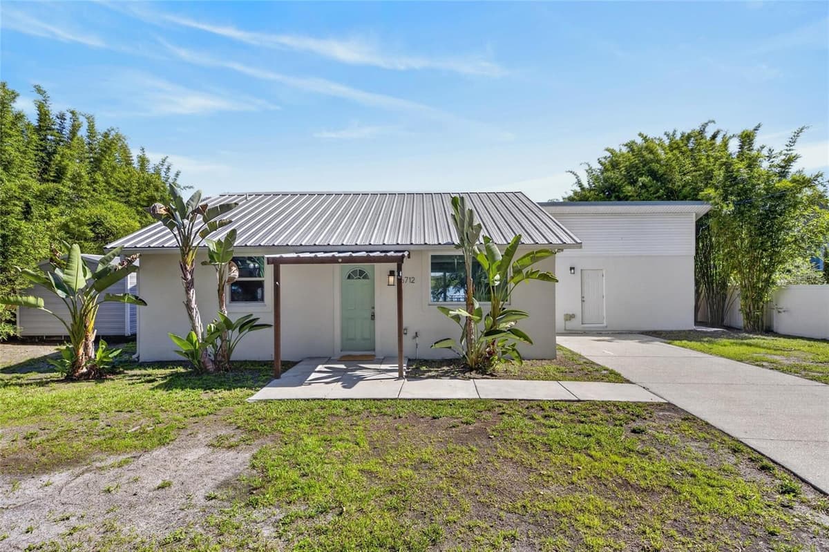 6712 MYRNA DRIVE — photo 10 of 89