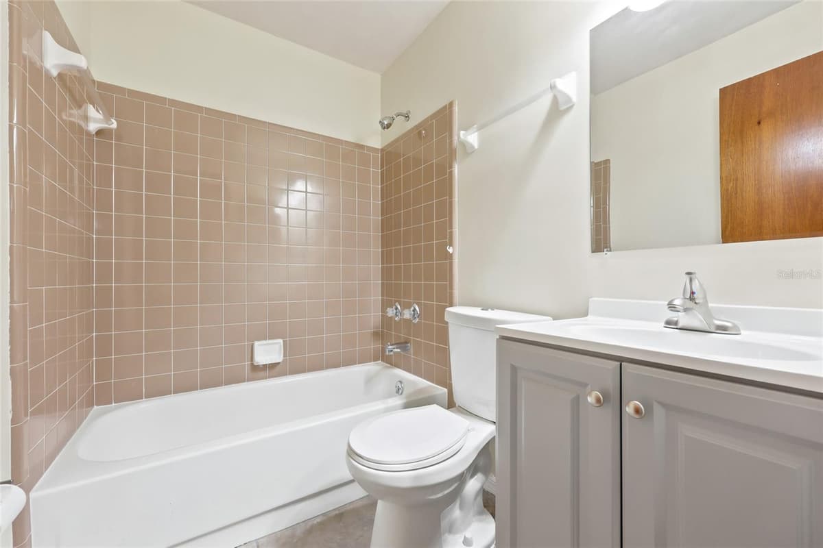 3405 52ND TERRACE — photo 14 of 19