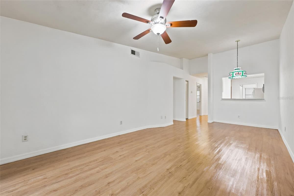 3405 52ND TERRACE — photo 7 of 19