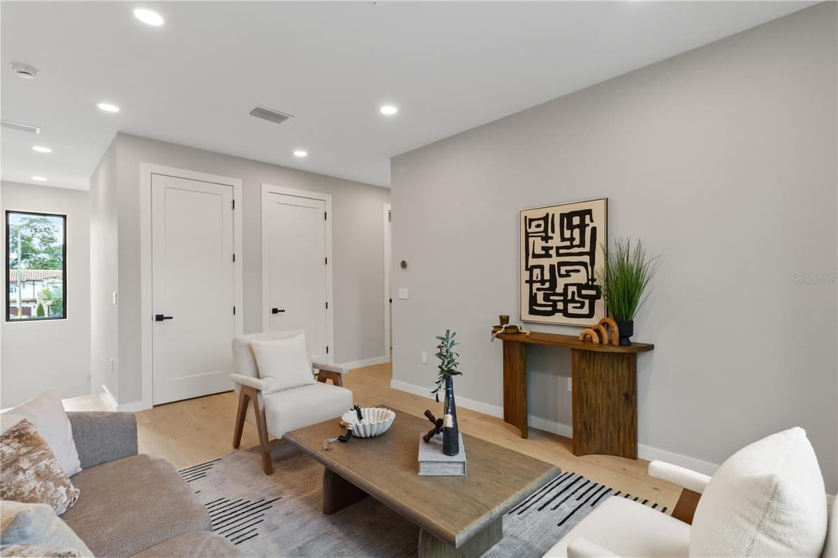 516 CLAYTON STREET — photo 24 of 41