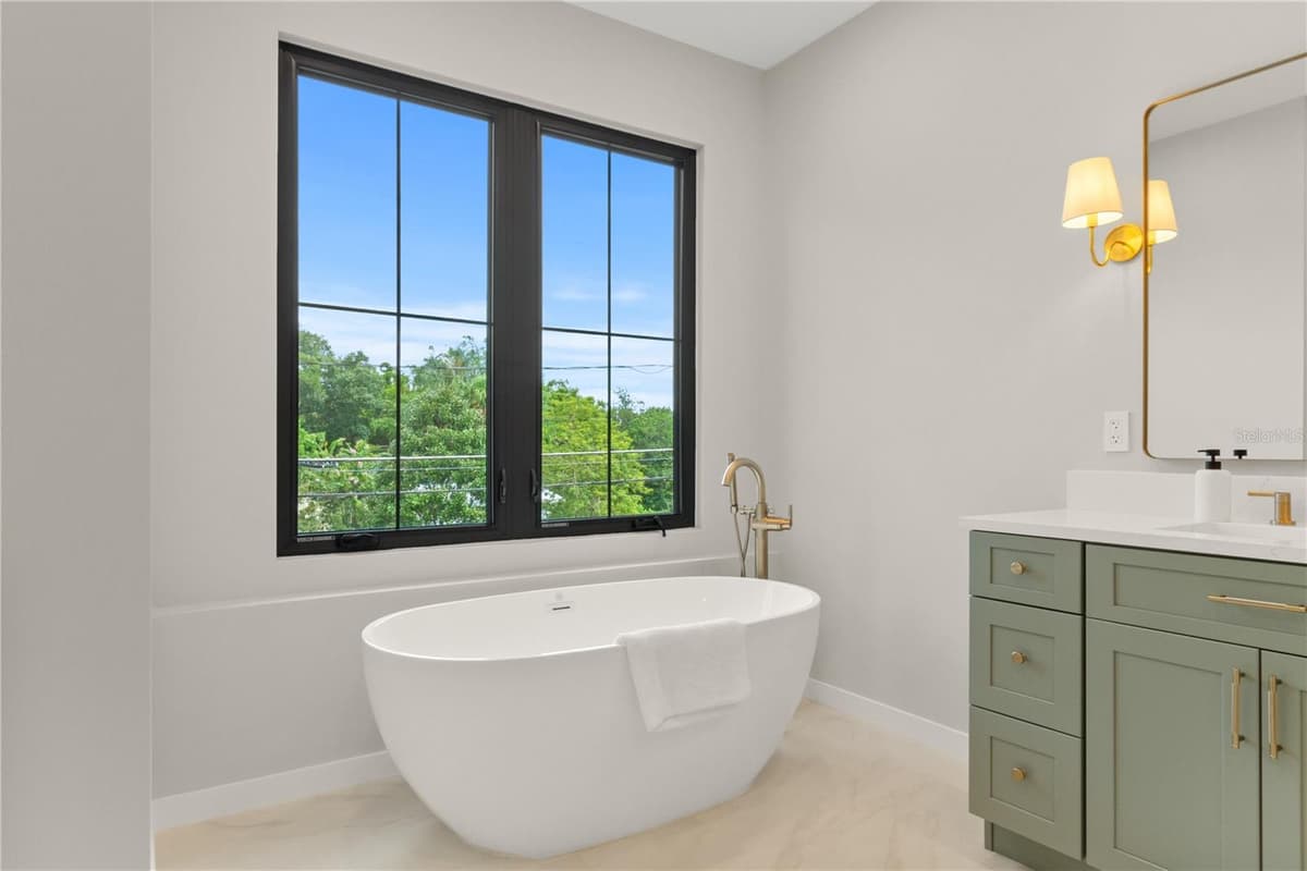 516 CLAYTON STREET — photo 22 of 41