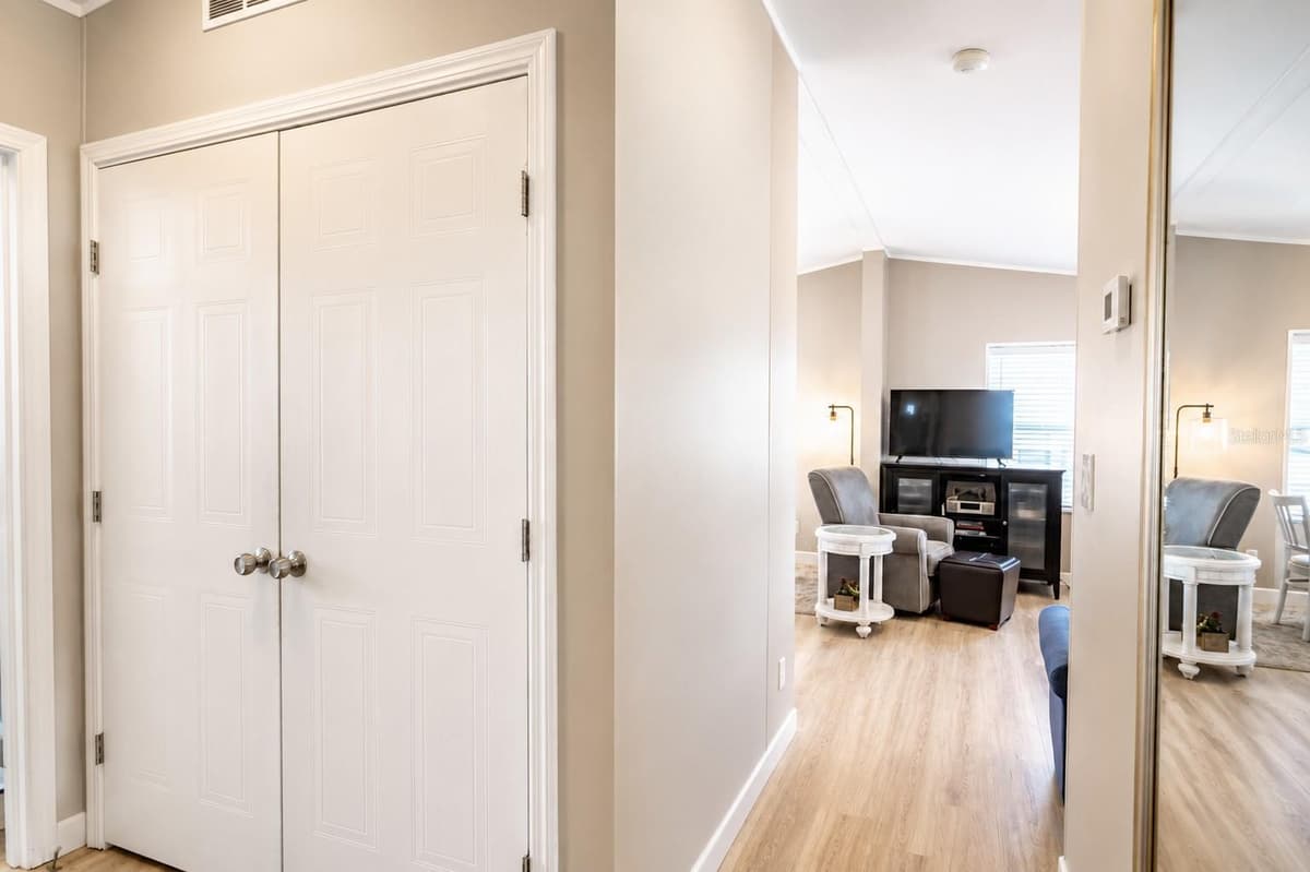 8320 RIVERSIDE DRIVE — photo 10 of 49
