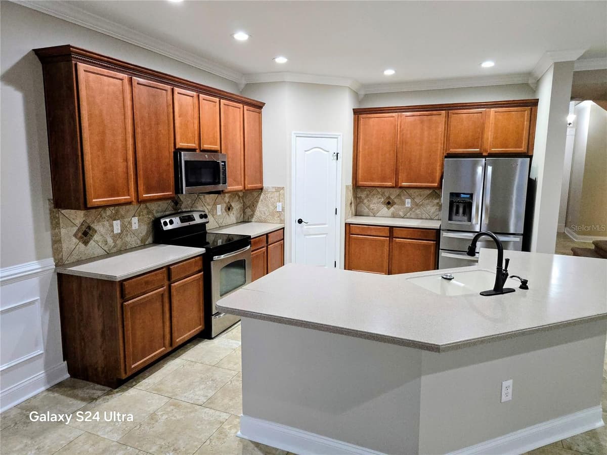 473 OAK LANDING BOULEVARD — photo 12 of 42