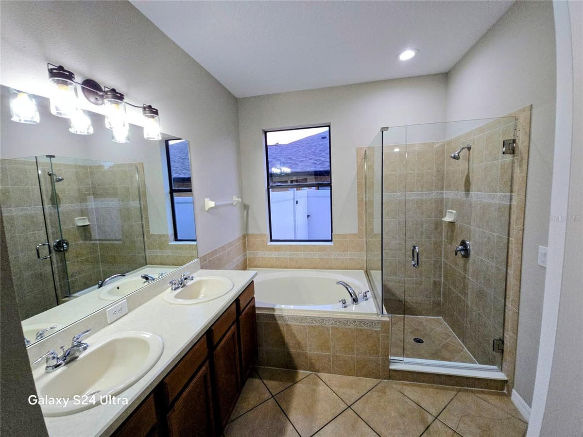 473 OAK LANDING BOULEVARD — photo 18 of 42