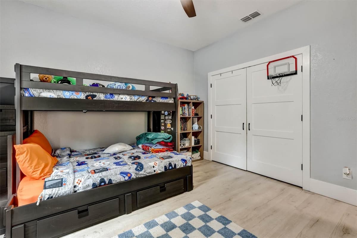 17 DINGO PL — photo 27 of 69