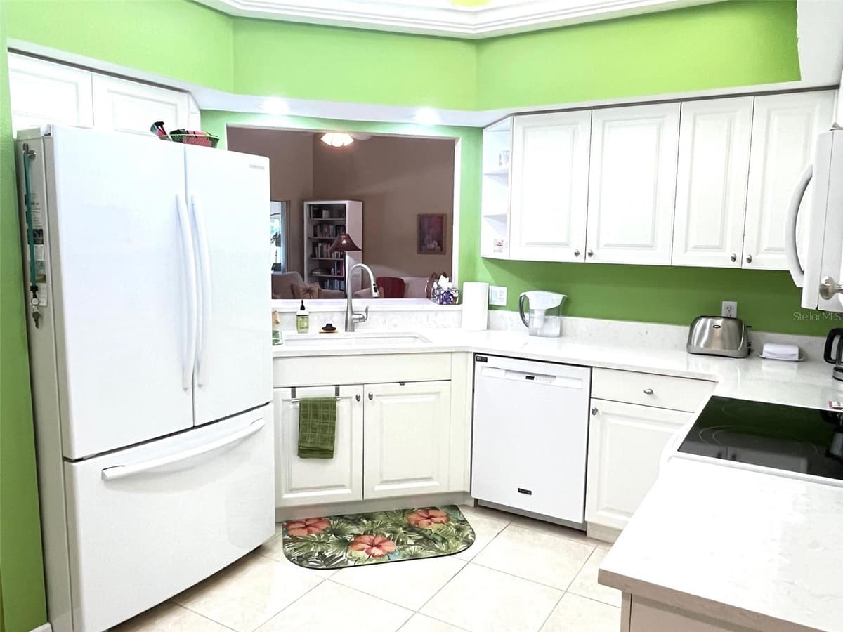 6854 FAIRVIEW TERRACE — photo 14 of 57