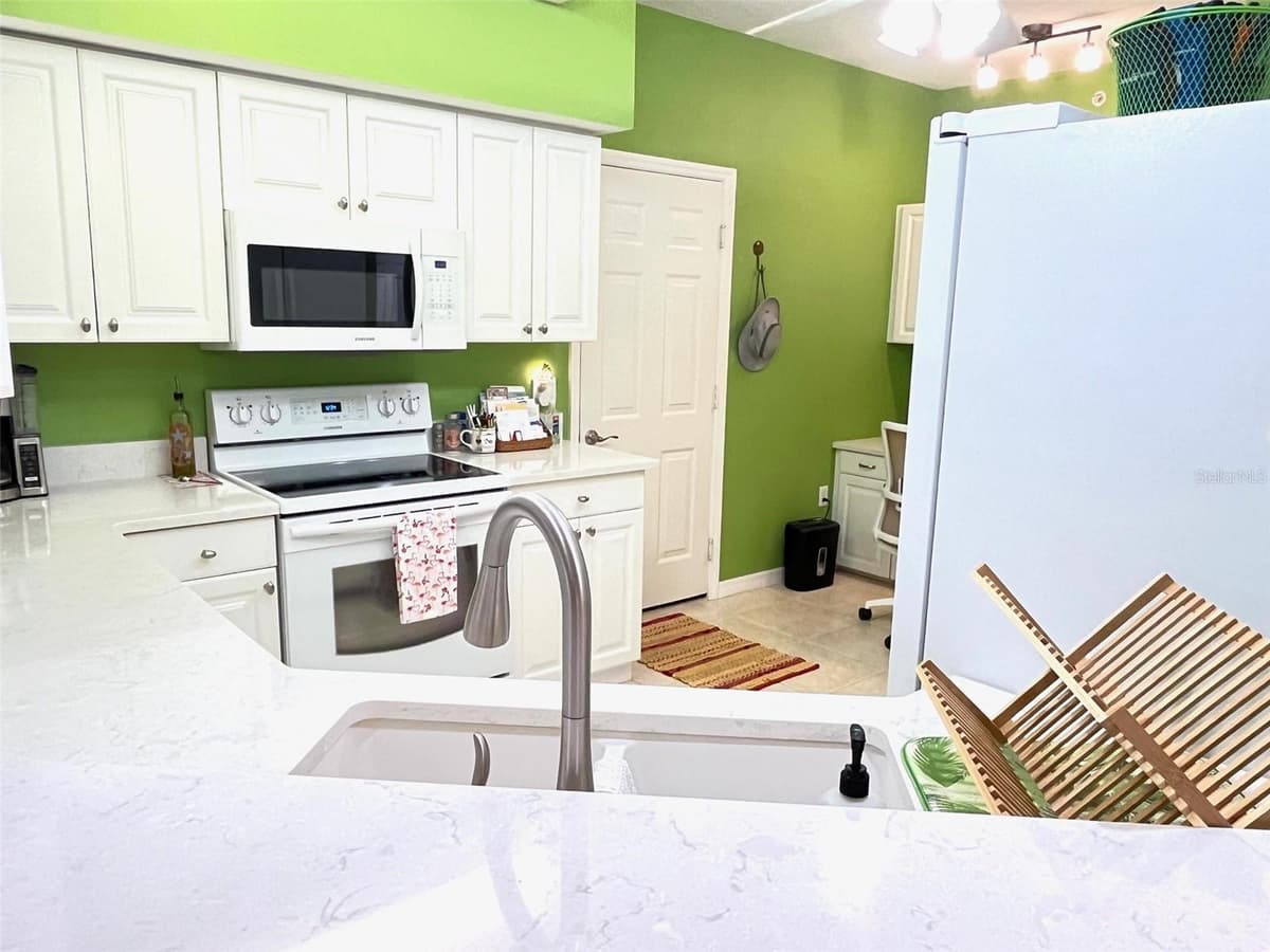 6854 FAIRVIEW TERRACE — photo 15 of 57