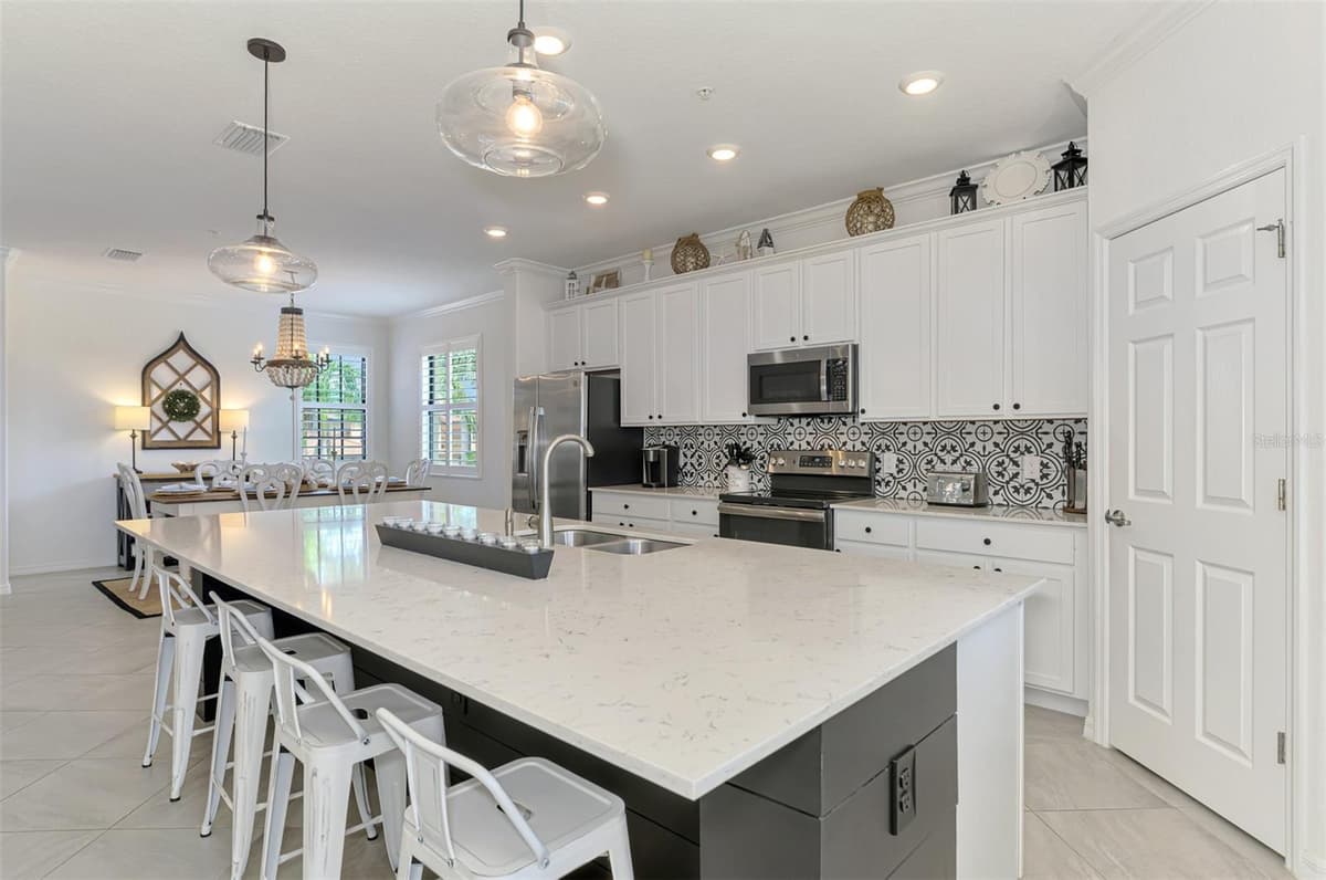 10797 TARFLOWER DRIVE — photo 17 of 100