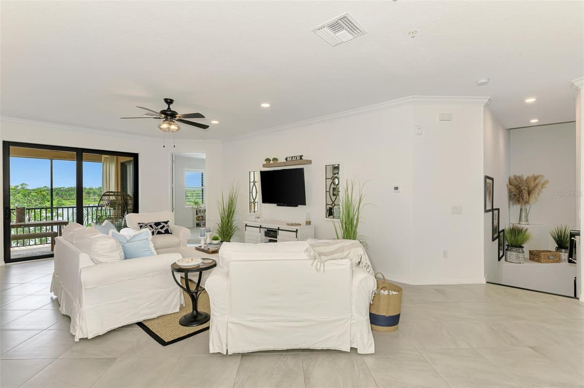 10797 TARFLOWER DRIVE — photo 15 of 100