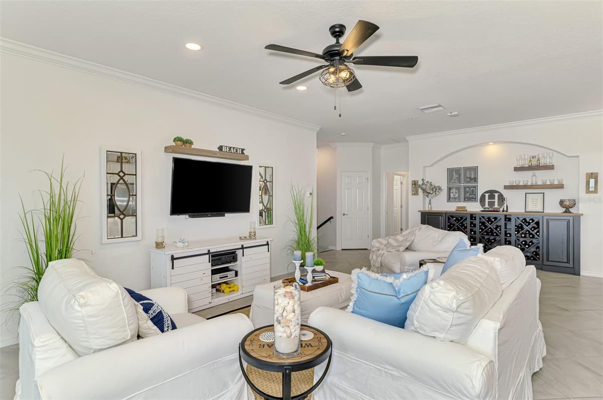 10797 TARFLOWER DRIVE — photo 11 of 100
