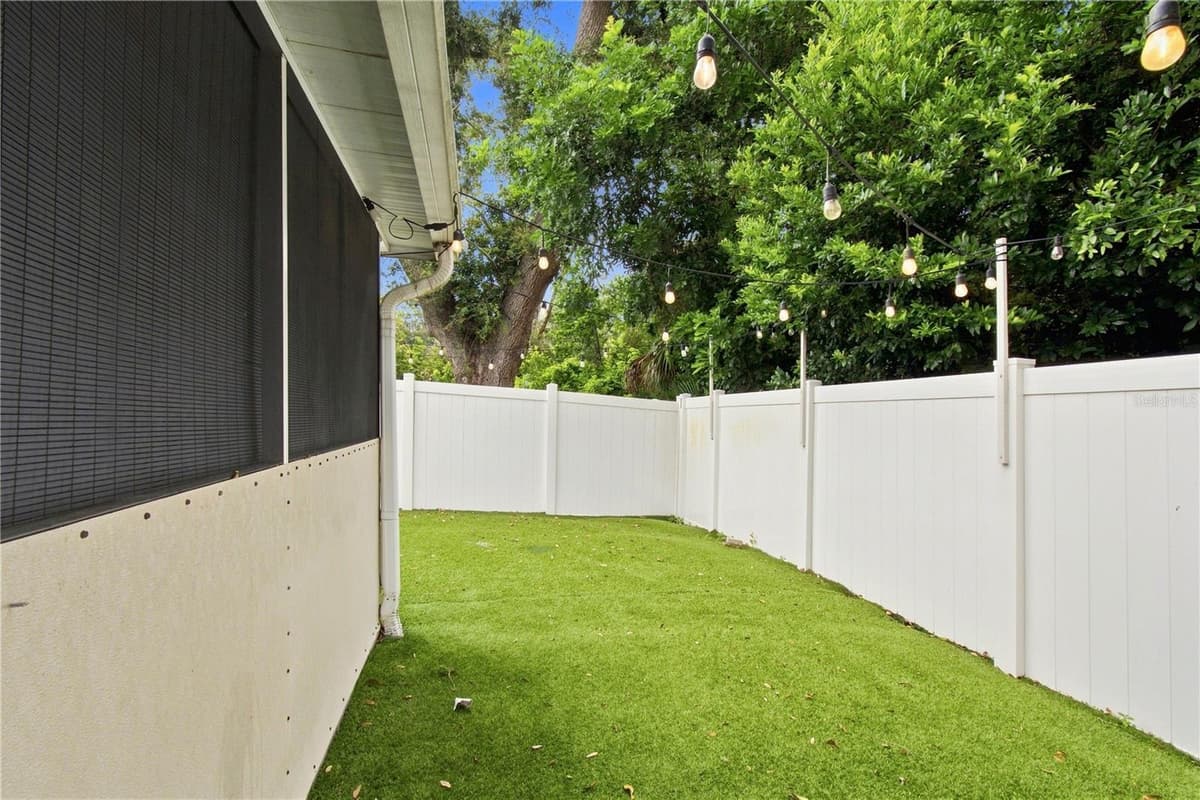 7736 MARBELLA CREEK AVENUE — photo 66 of 77