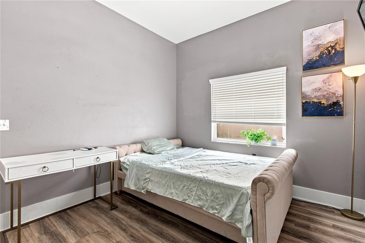 7736 MARBELLA CREEK AVENUE — photo 49 of 77