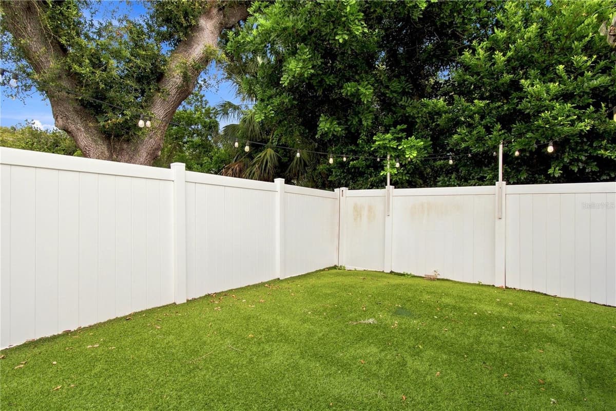 7736 MARBELLA CREEK AVENUE — photo 70 of 77