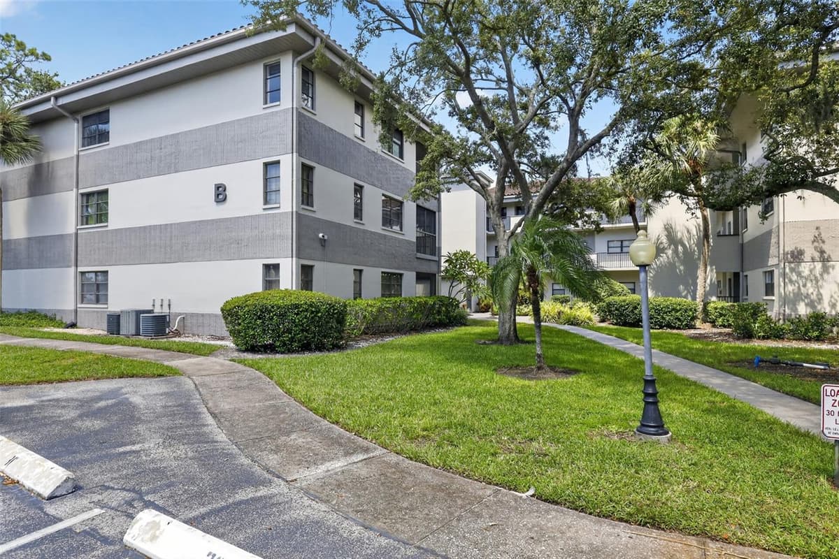 2650 COUNTRYSIDE BOULEVARD — photo 27 of 30