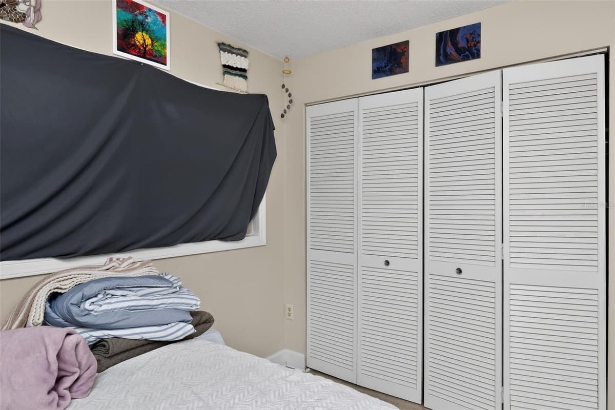 2650 COUNTRYSIDE BOULEVARD — photo 15 of 30