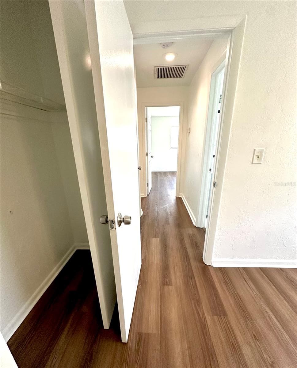 121 GRANADA BOULEVARD — photo 17 of 25