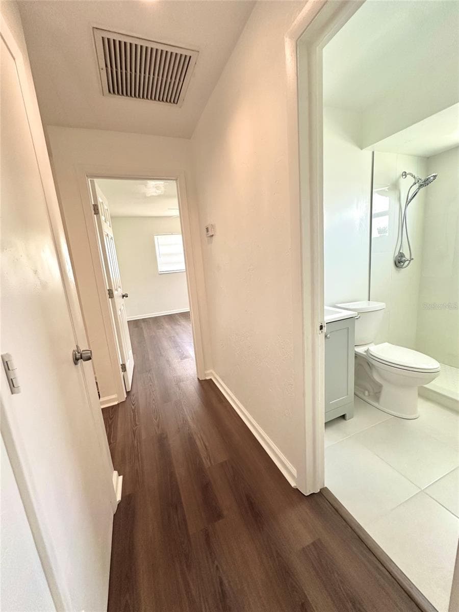 121 GRANADA BOULEVARD — photo 18 of 25