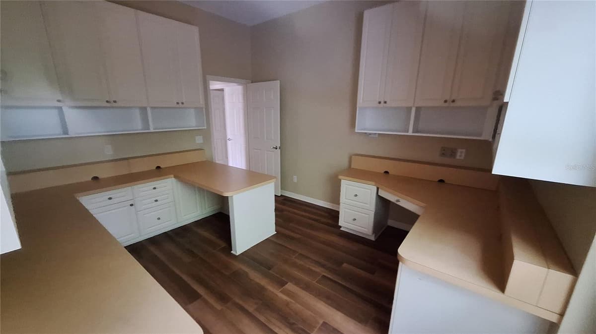 2210 LAUREL RUN DRIVE — photo 18 of 45