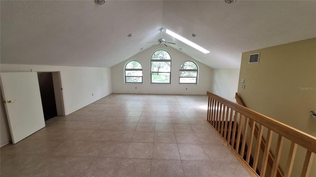 2210 LAUREL RUN DRIVE — photo 42 of 45