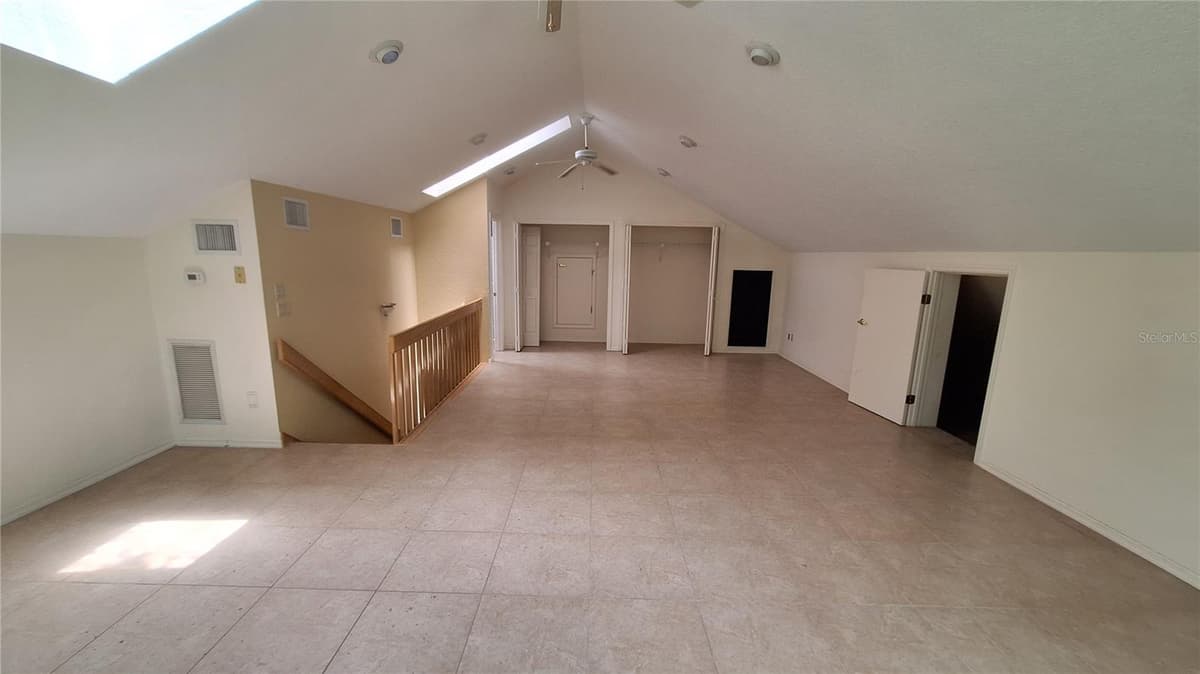 2210 LAUREL RUN DRIVE — photo 41 of 45