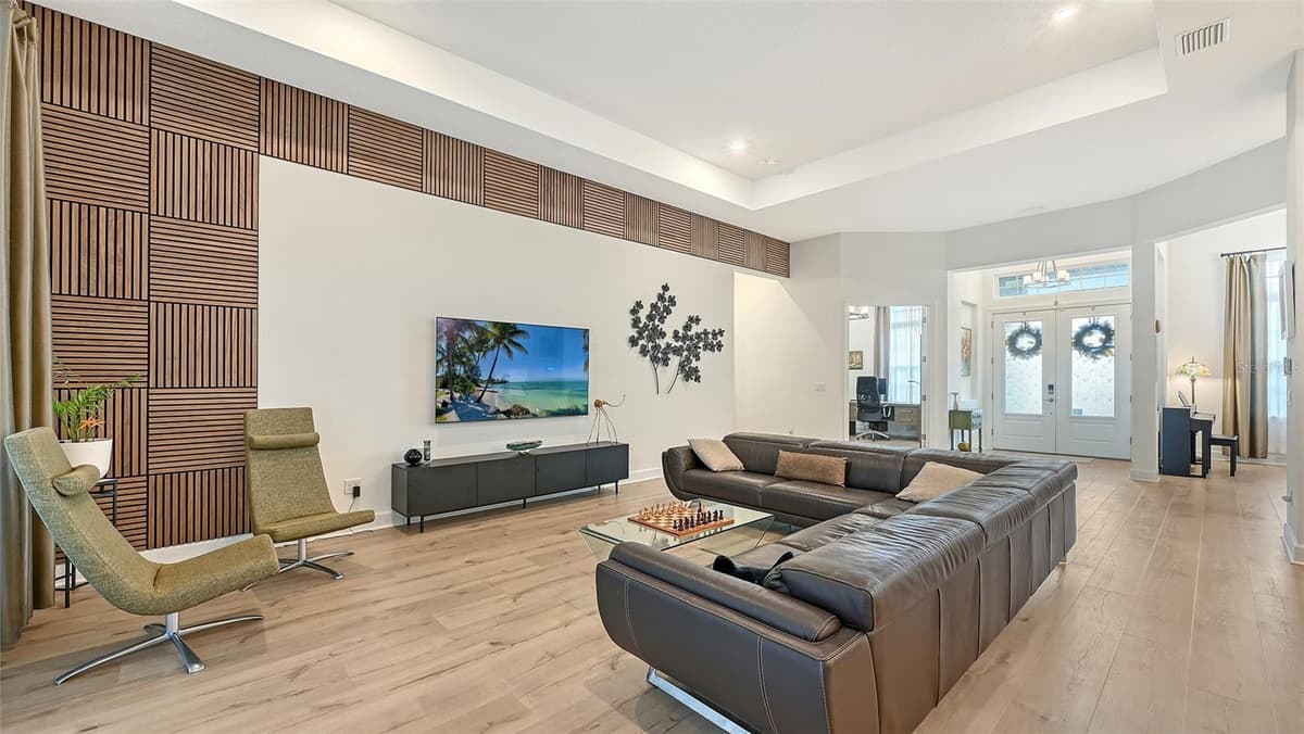 9483 TEQUILA SUNRISE DRIVE — photo 9 of 59